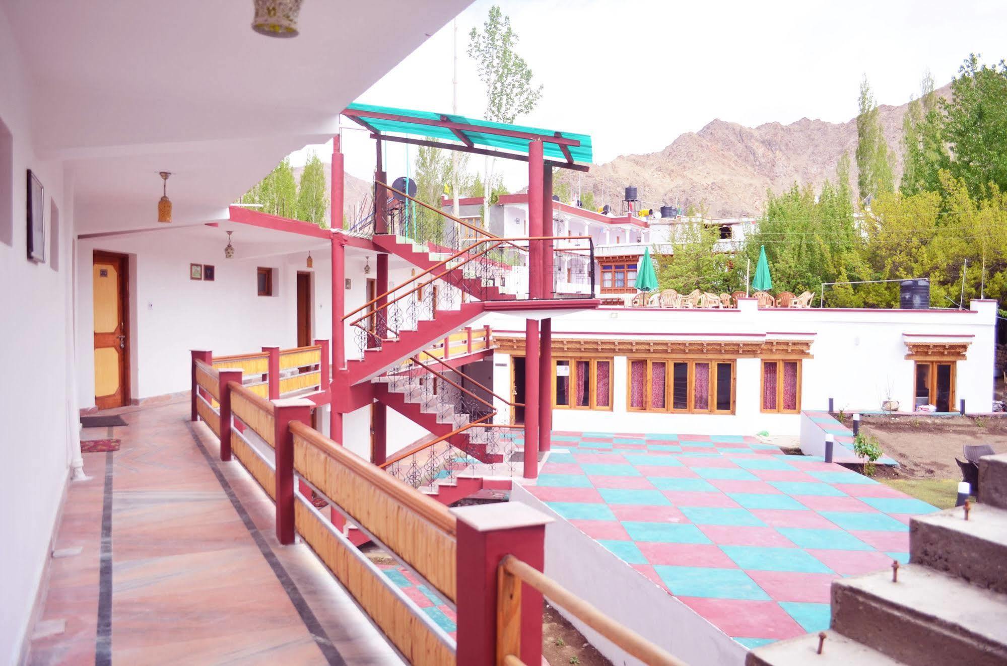 Beyond Stay - Kanika Himalayan View Leh Eksteriør bilde